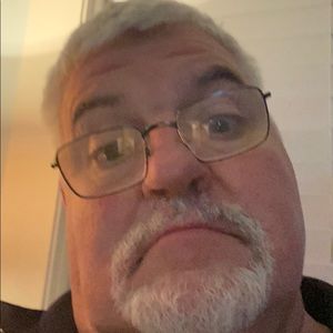 Meet your Posher, Bret